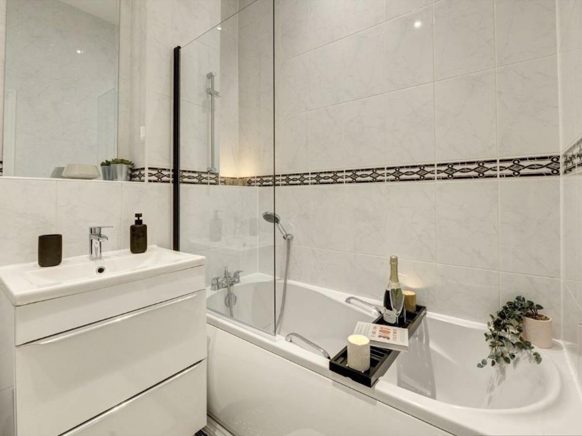 The Clement Apartment Stylish Two Bedroom Apartment Very Close To The Birmingham Arena 外观 照片